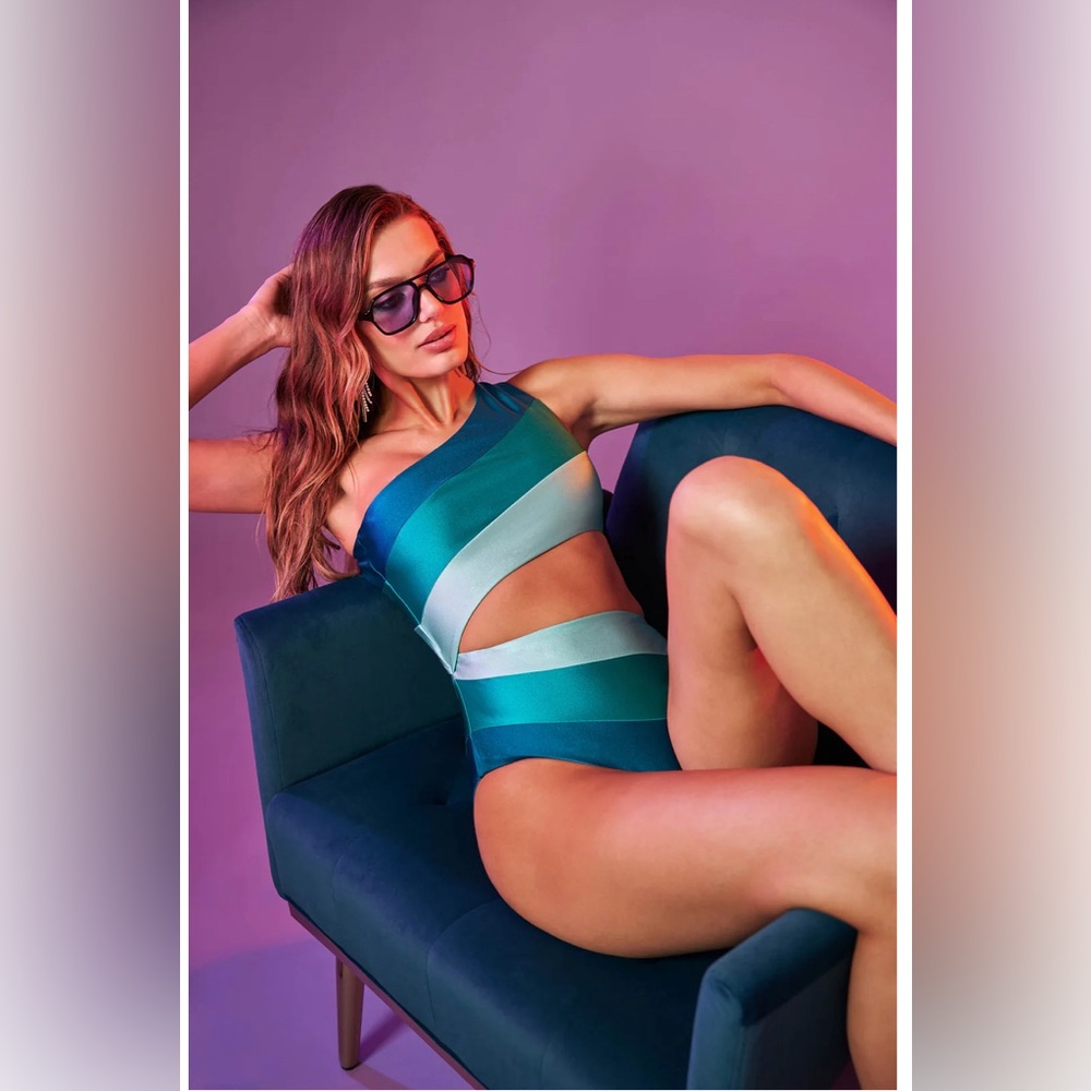 Beach Riot Joyce One Piece Cosmic Colorblock, Large, $168 - Picture 8 of 10